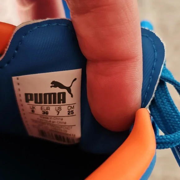 BN Youths Puma Evospeed 4 Soccer Cleats, US Size 7 / EUR 39 - Picture 5 of 7